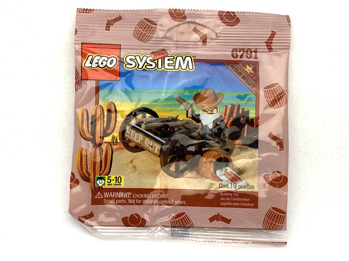 A Year of Polybags 5 260 LEGO Wild West 6791 Bandit s Wheelgun