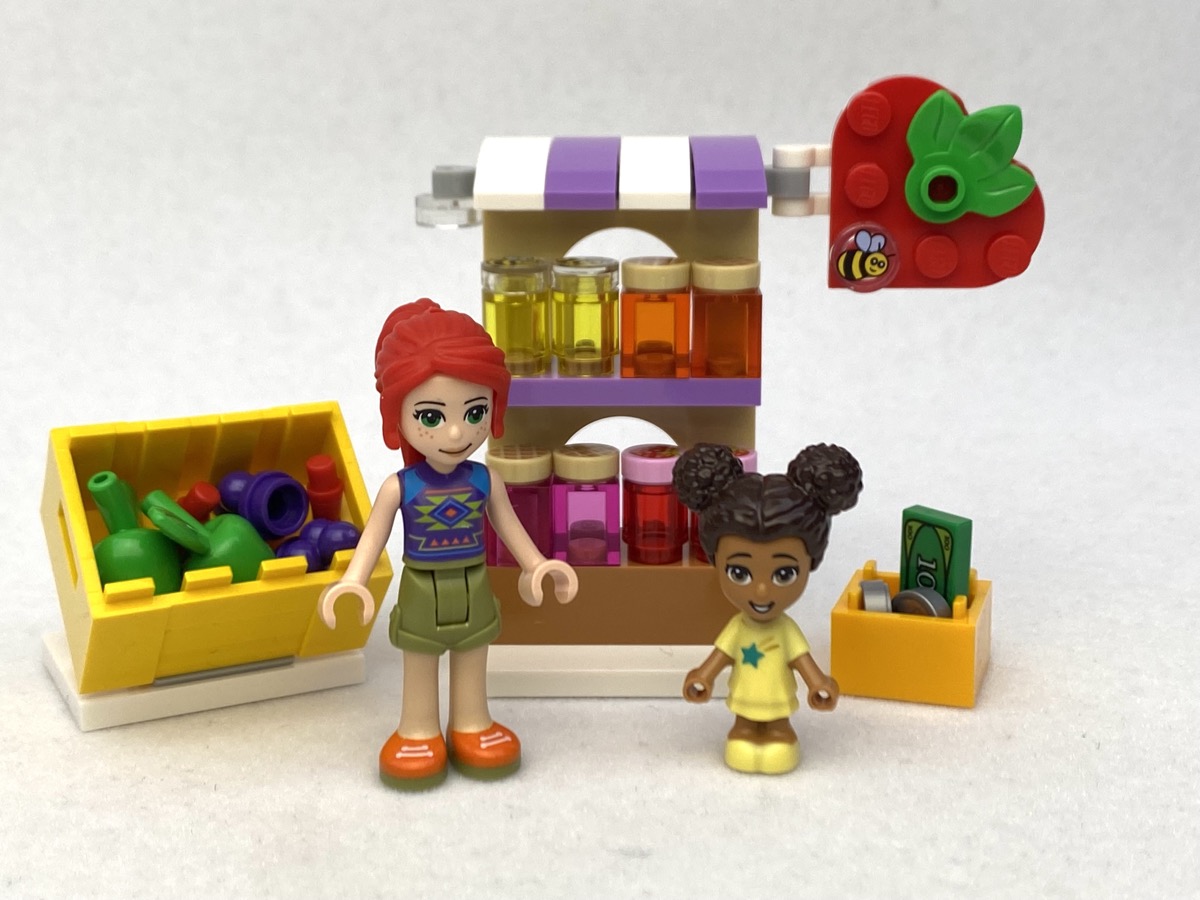 Lego best sale friends market