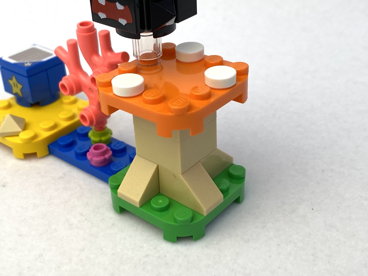 A Year of Polybags 50/260: Super Mario 30389 Fuzzy & Mushroom Platform Review