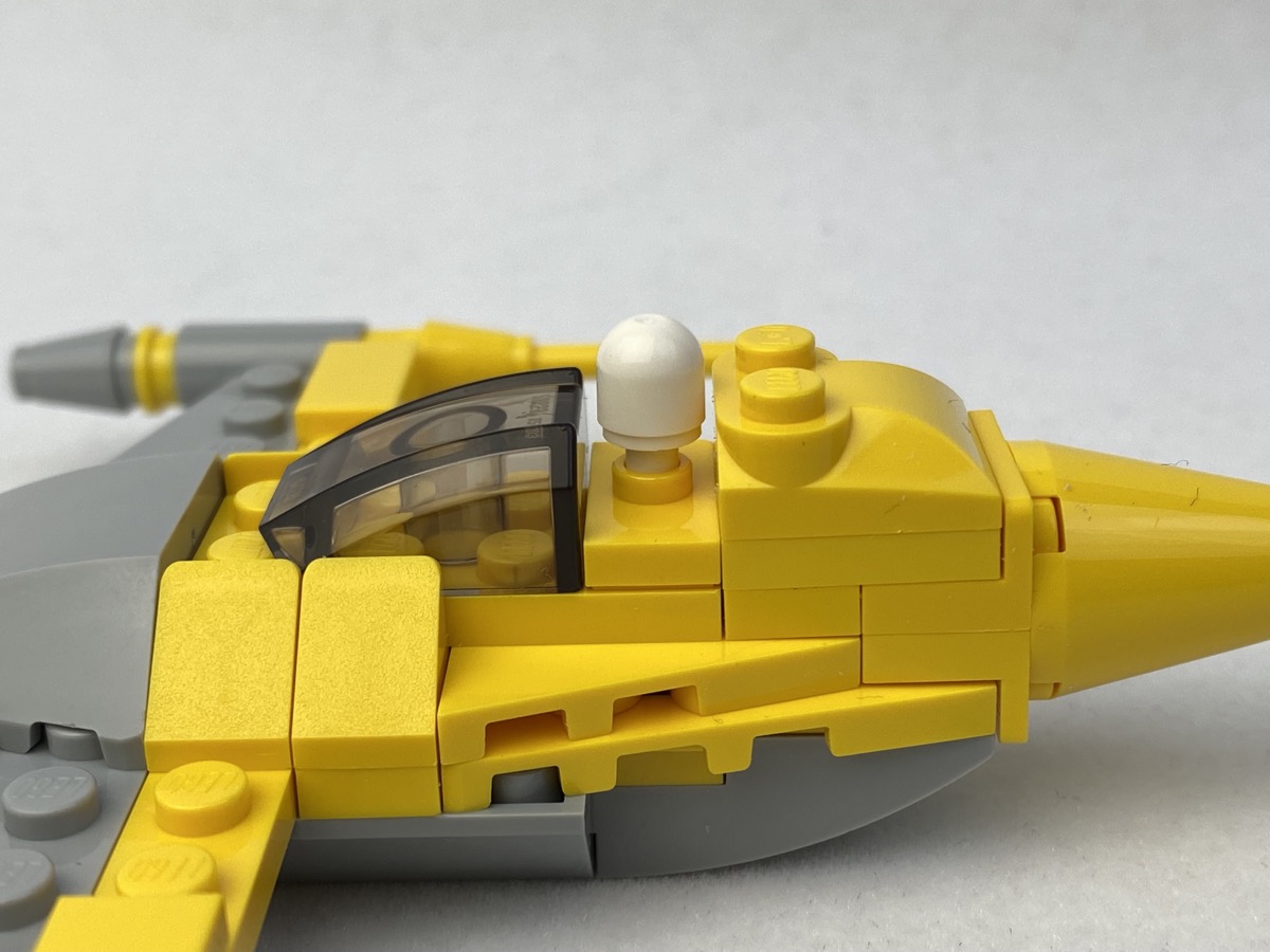 A Year of Polybags 56 260 30383 Naboo Starfighter Review FBTB