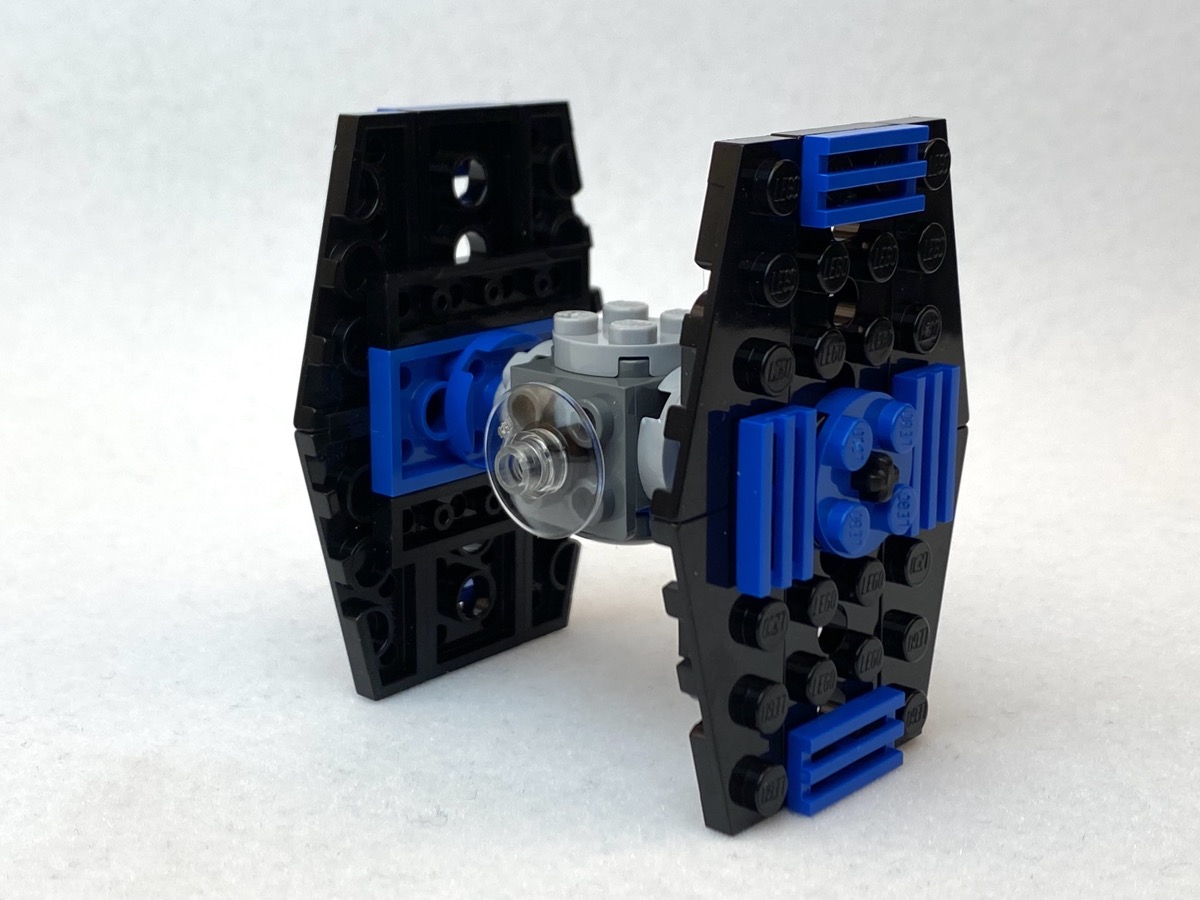 Lego black tie online fighter