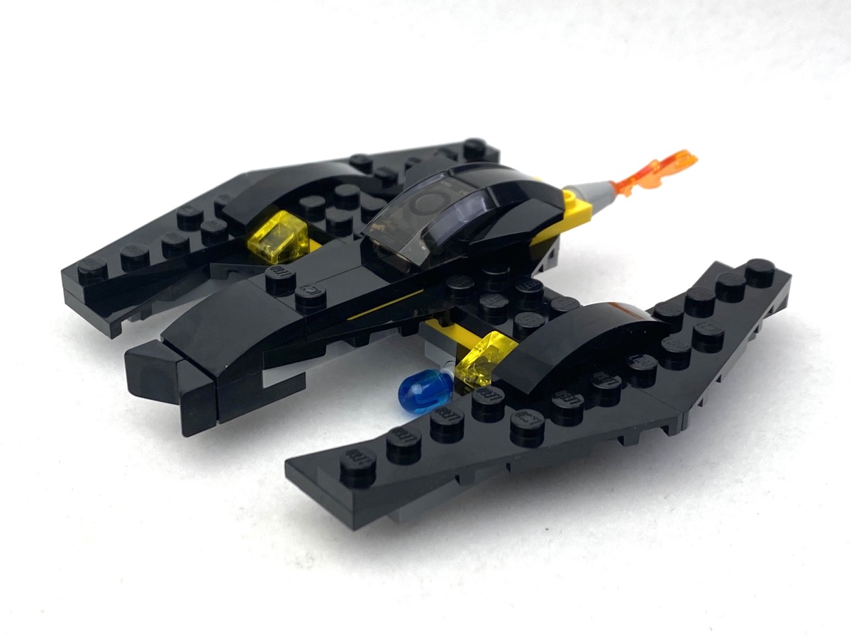 Lego releases new Batman 1989 Batwing set on Batman Day - CNET