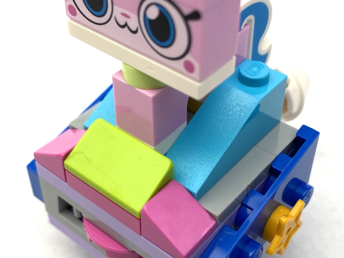 A Year of Polybags 66/260: 30406 Unikitty Roller Coaster Wagon Review
