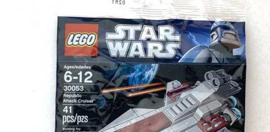A Year of Polybags 130/260: 30053 Repubic Attack Cruiser Review
