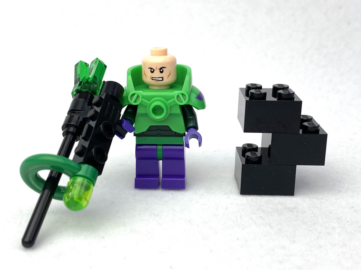 Lego batman 2 on sale lex luthor