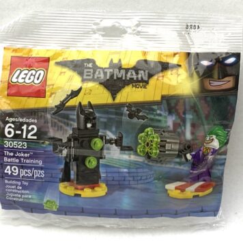 A Year of Polybags 213/260: 30523 The Joker Battle Training Review