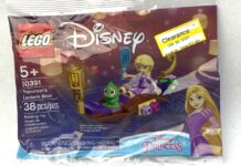 A Year of Polybags 215/260: 30391 Rapunzel’s Lantern Boat Review